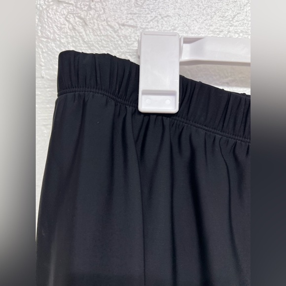 WOMEN’S Ruffle Swim Short - Picture 4 of 10